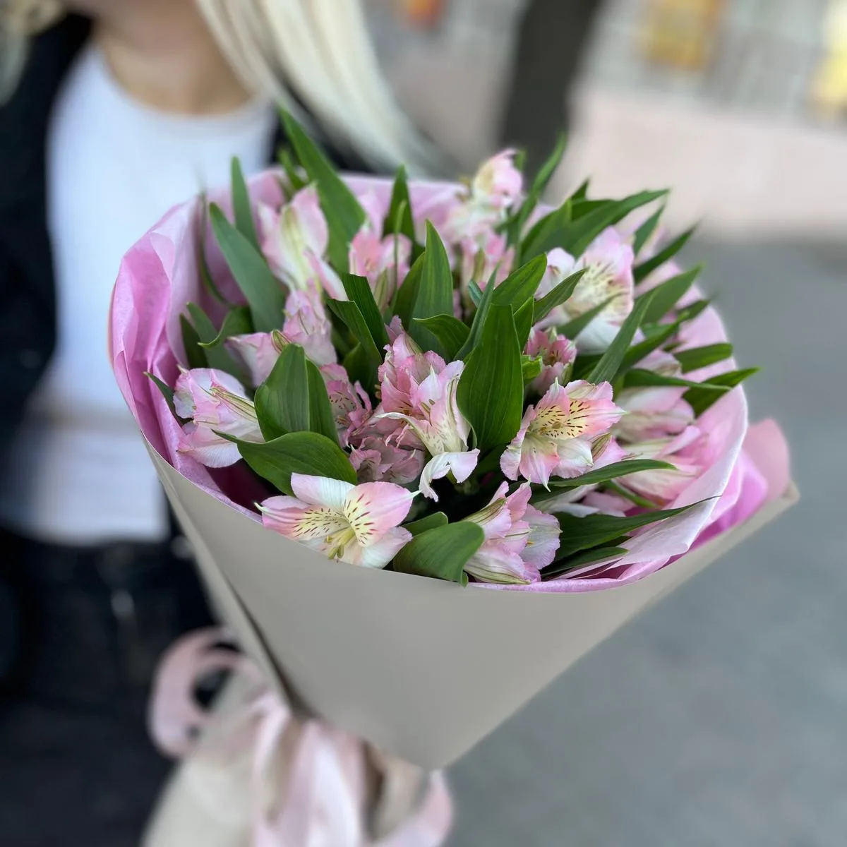 Букет из альстромерий «Маргарита» 9 шт.