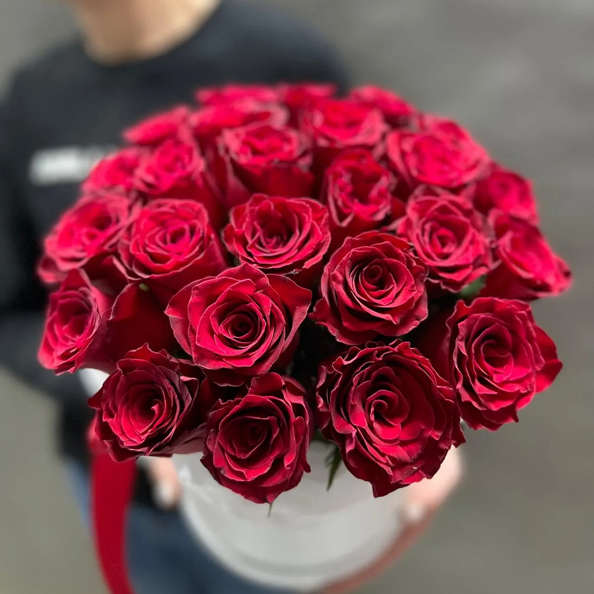 Цветы в коробке «Сон» 25 роз