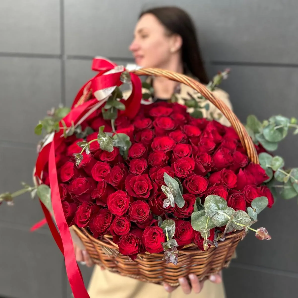Цветы в корзине «Секрет»